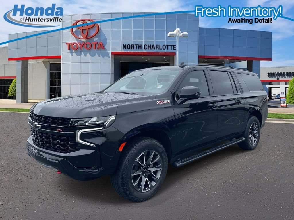Used 2023 Chevrolet Suburban Z71 w/ Luxury Package AWD/4WD image 4