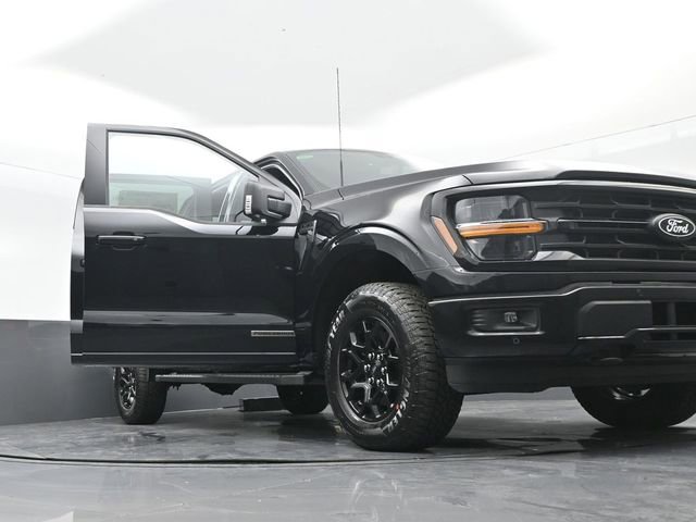 New 2025 Ford F150 XLT image 23