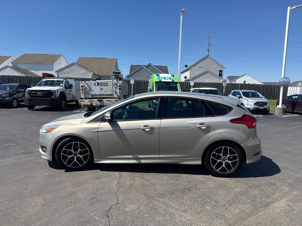 Used 2015 Ford Focus SE w/ SE Sport Package FWD image 47