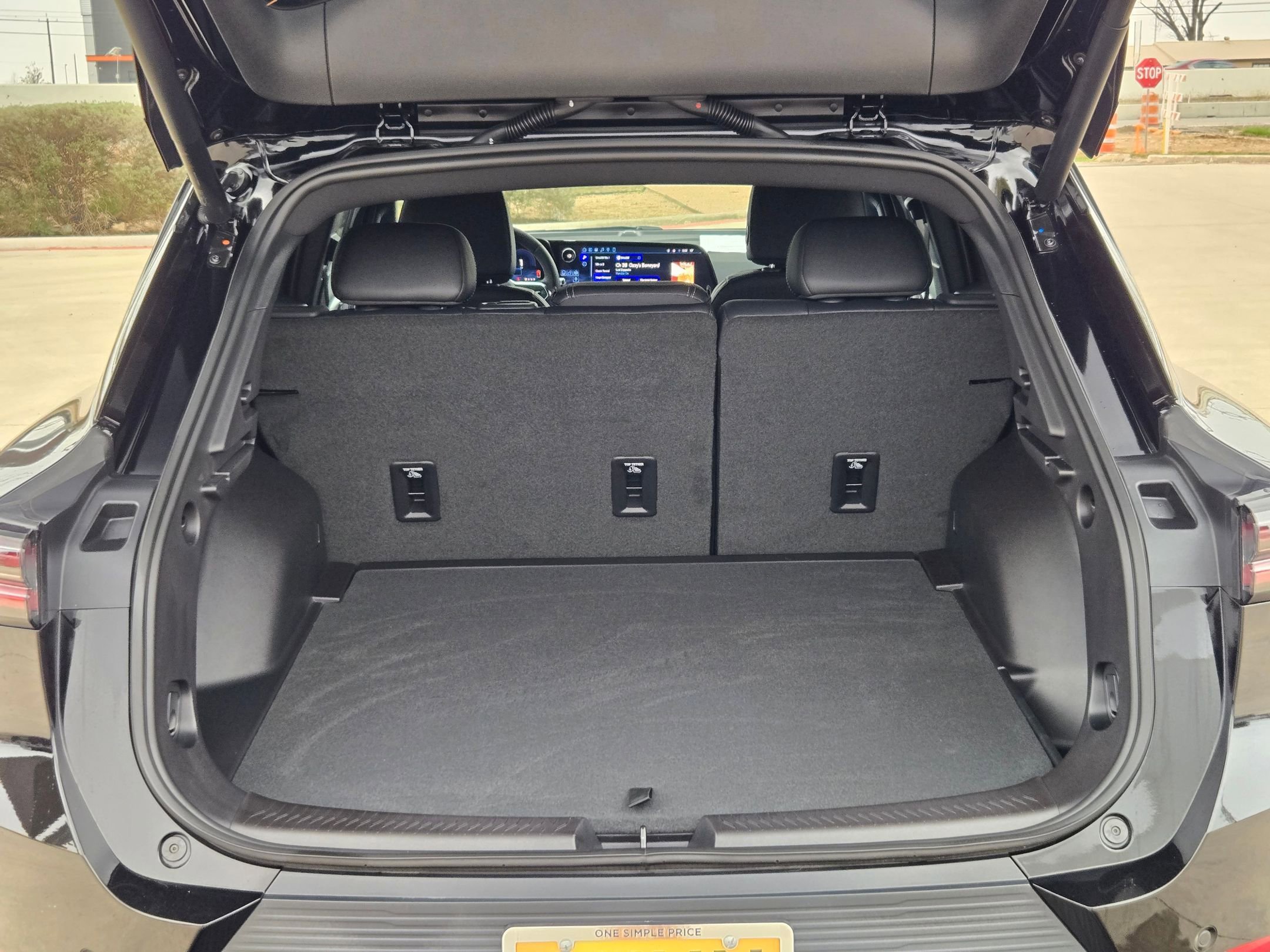 Used 2026 Chevrolet Equinox EV LT image 25