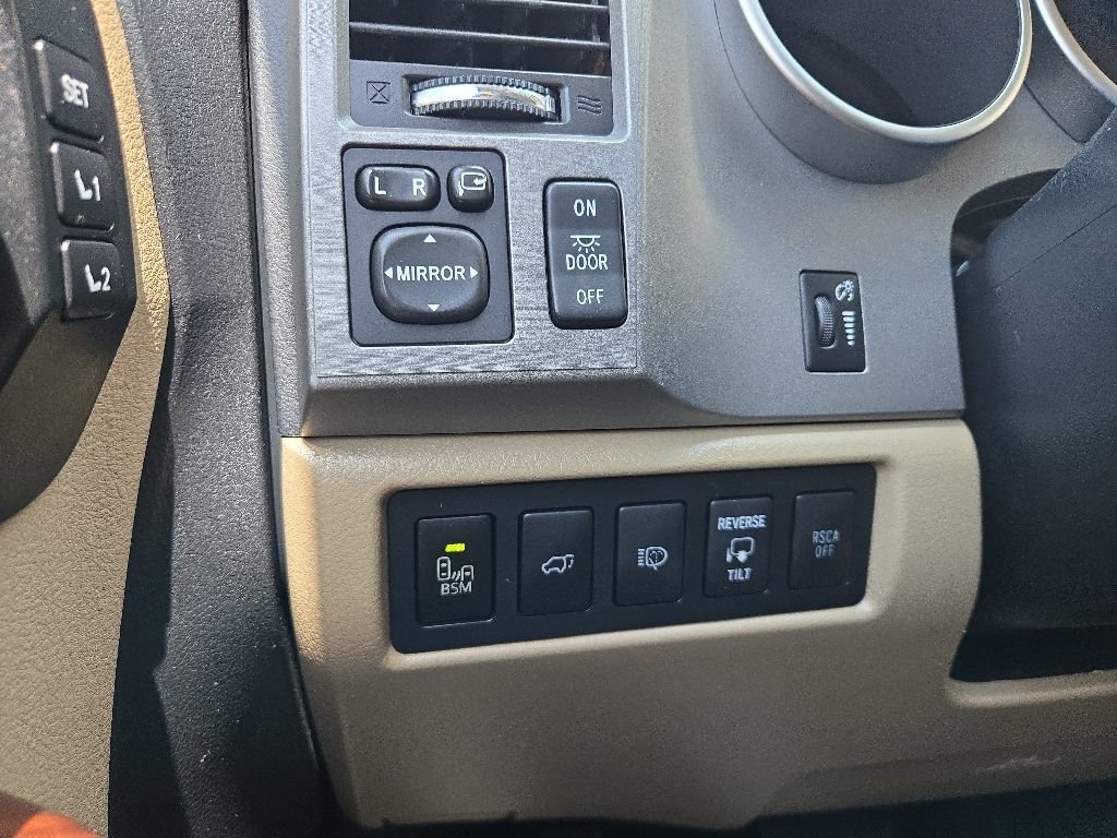 Used 2012 Toyota Sequoia Platinum AWD/4WD image 49