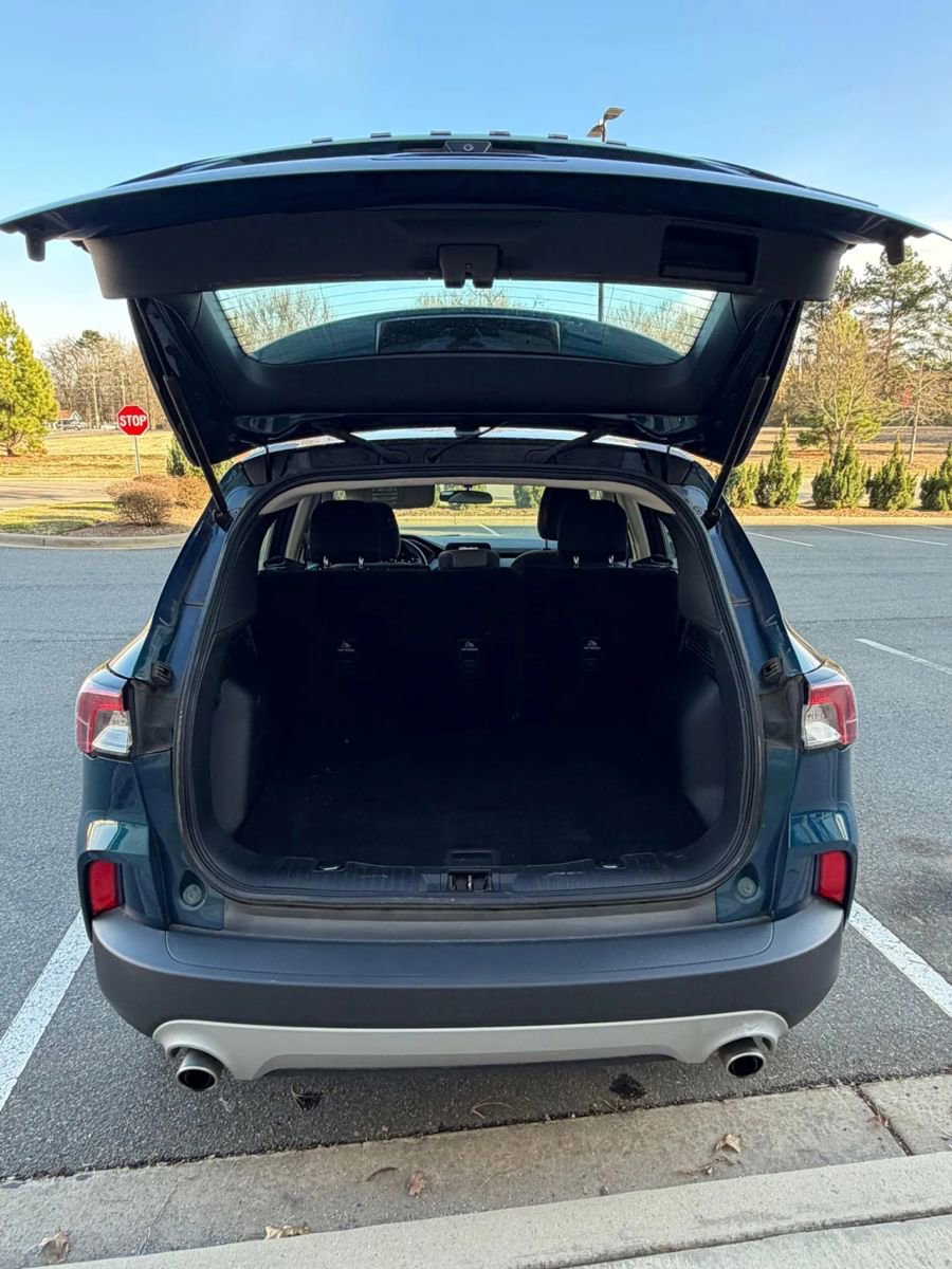 Used 2020 Ford Escape S image 9