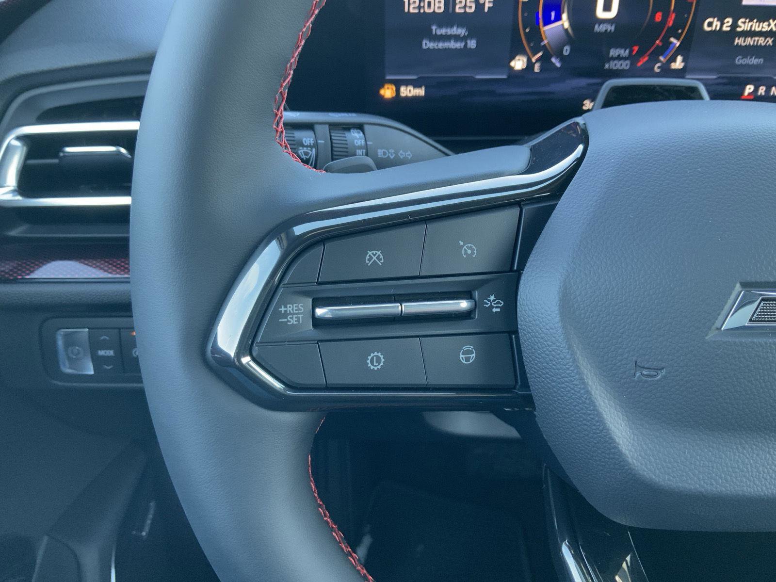 New 2026 Chevrolet Traverse RS w/ LPO, Floor Liner Package image 36