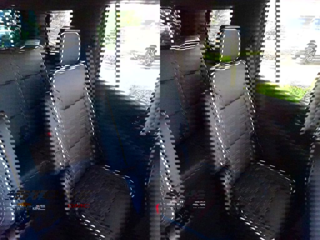 New 2026 GMC Yukon AT4 Ultimate image 17