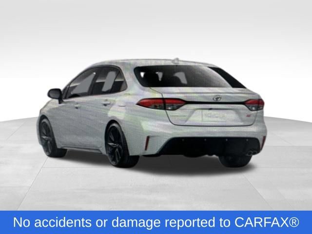 Used 2026 Toyota Corolla SE FWD image 3