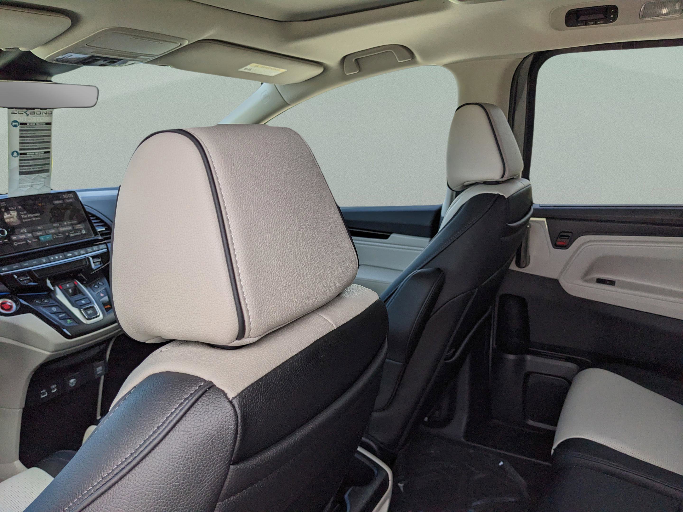 New 2026 Honda Odyssey Elite image 18