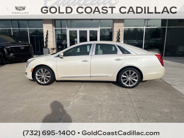 Used 2013 Cadillac XTS Luxury w/ Driver Awareness Package image 2