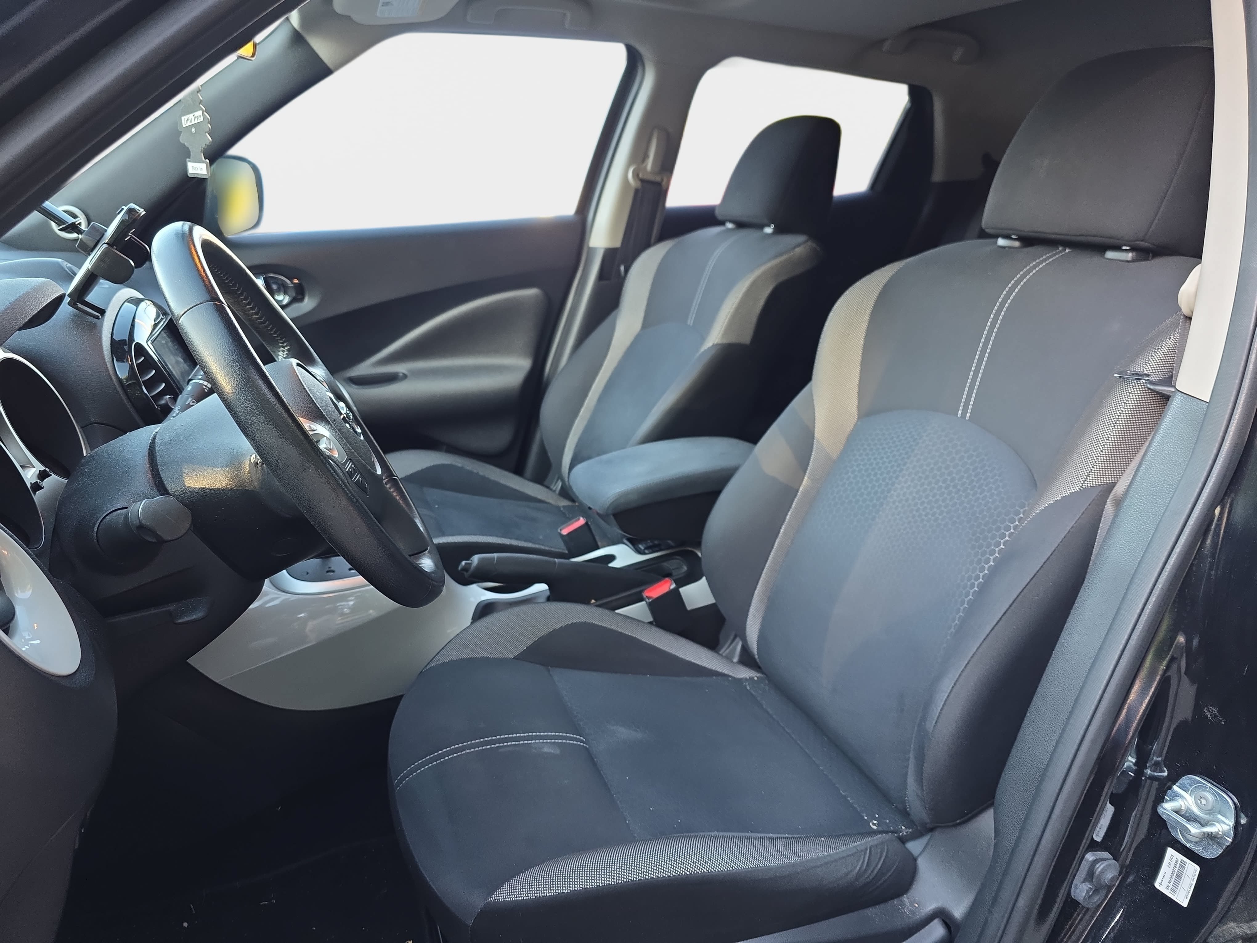 Used 2017 Nissan Juke SV FWD image 5