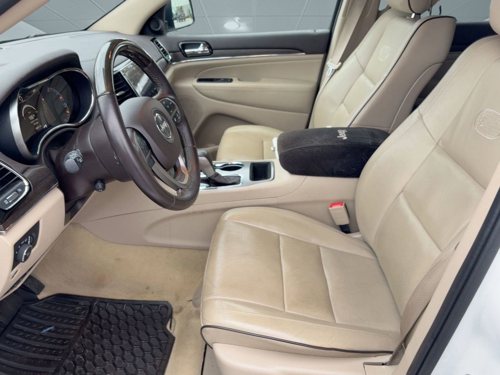 Used 2021 Jeep Grand Cherokee Overland w/ Trailer Tow Group IV image 5