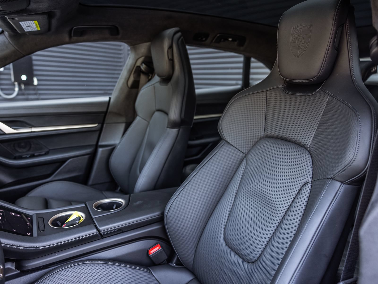 Certified 2024 Porsche Taycan GTS AWD/4WD image 5