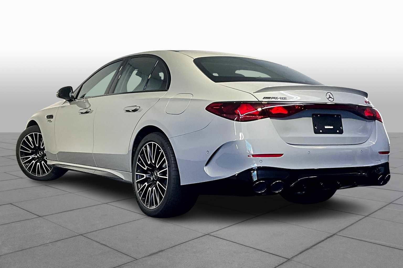 New 2026 Mercedes-Benz E 53 AMG e 4MATIC Sedan image 3