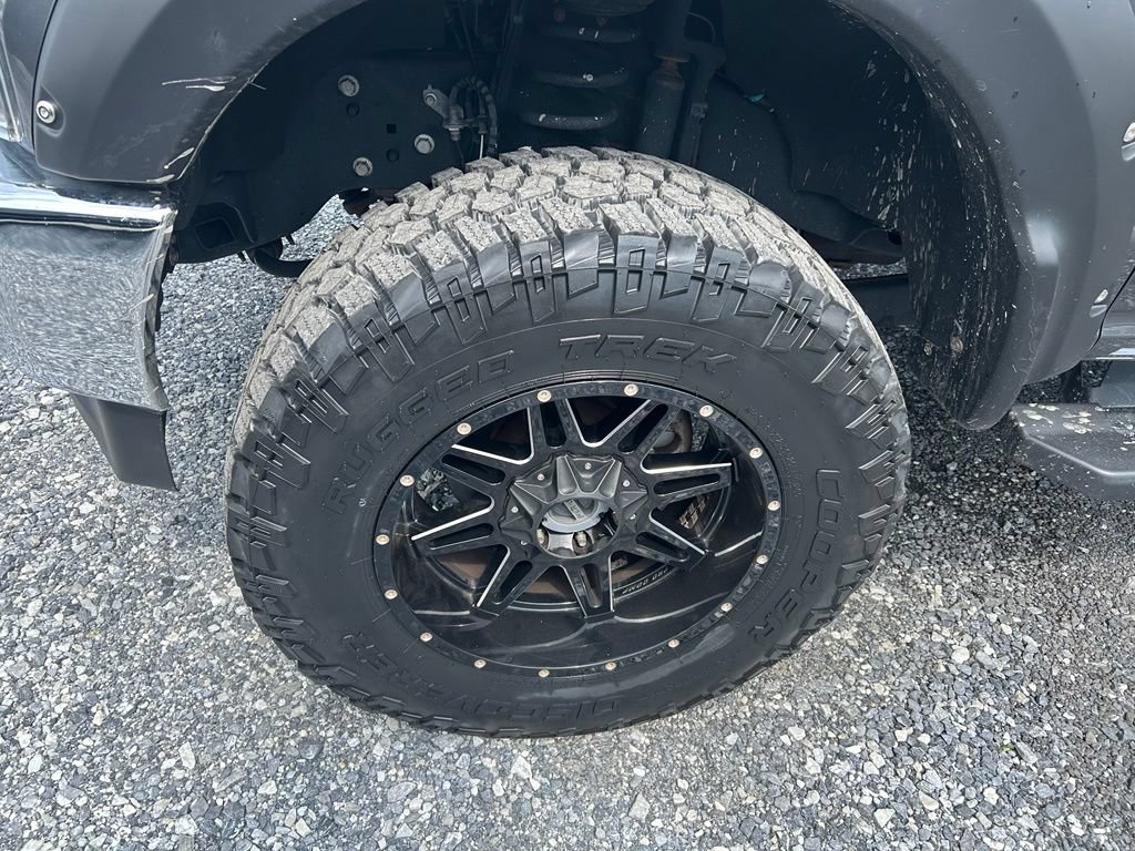 Used 2019 Ford F250 XLT w/ XLT Value Package AWD/4WD image 3