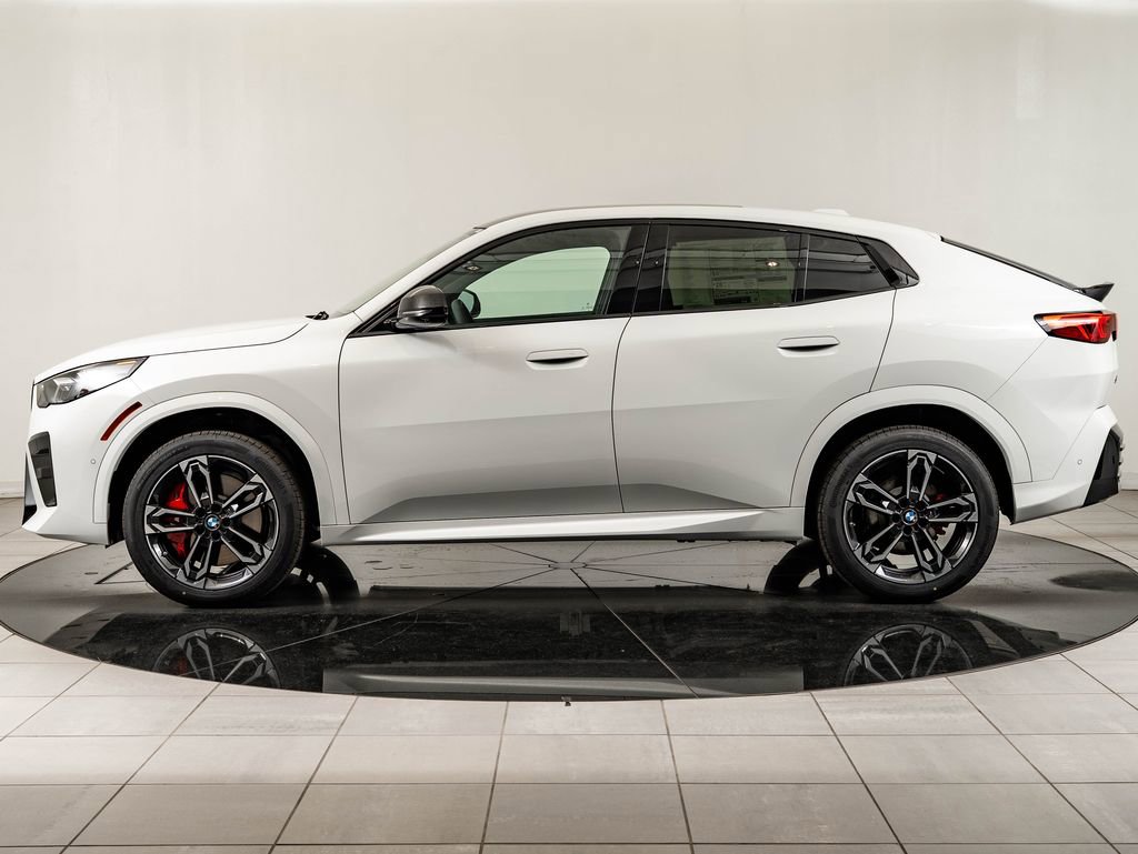 New 2026 BMW X2 xDrive28i w/ Technology Package AWD/4WD image 5