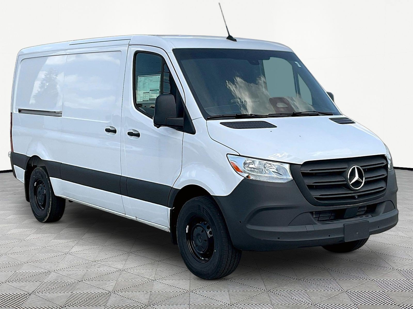 New 2026 Mercedes-Benz Sprinter 2500 image 3
