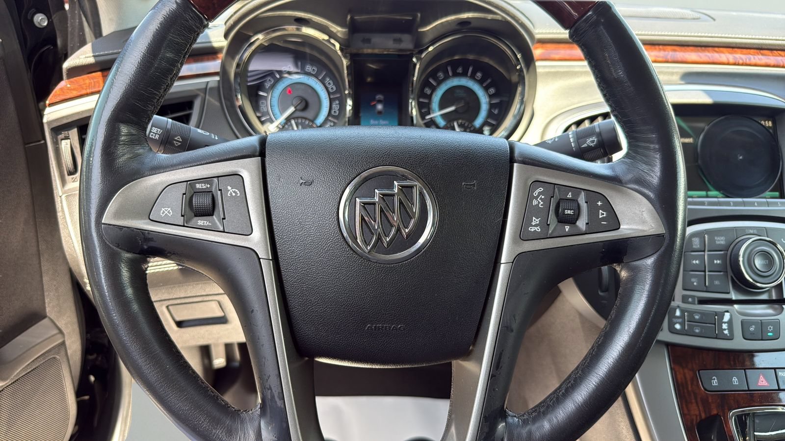 Used 2012 Buick LaCrosse Touring FWD image 14