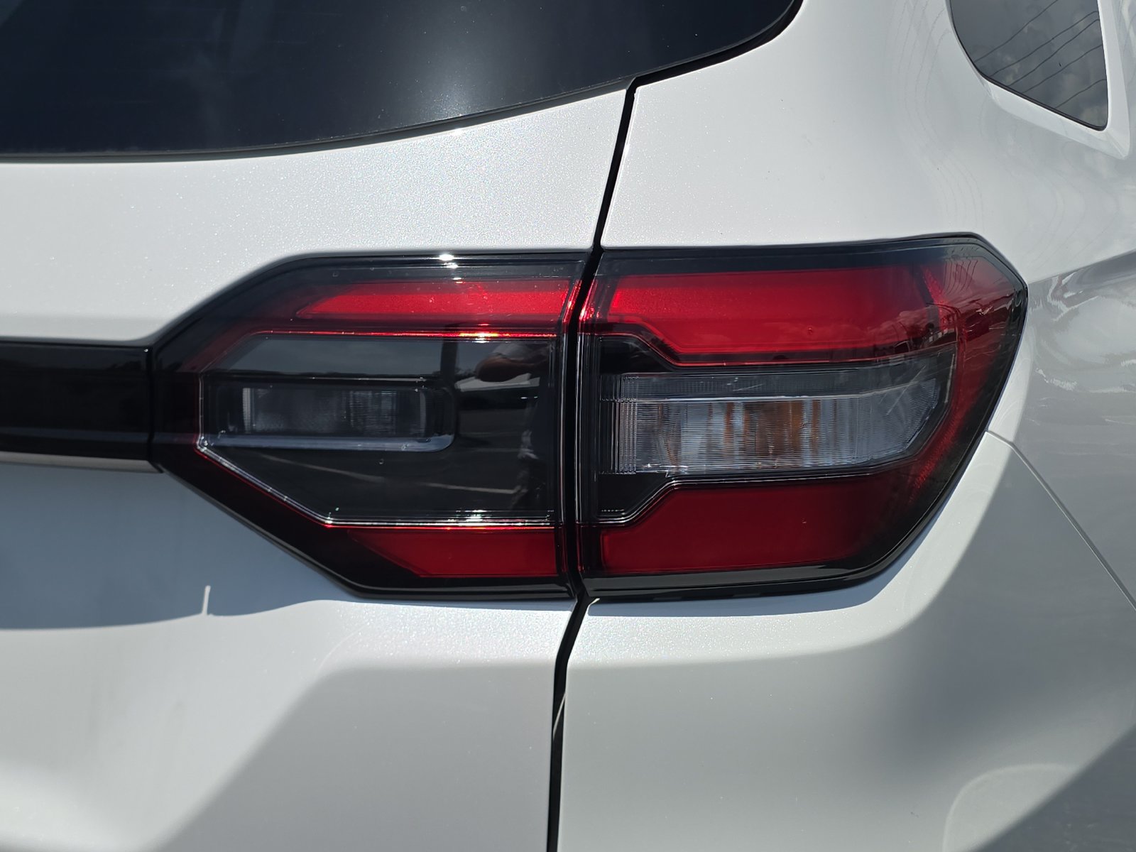 New 2026 Honda Pilot Sport image 8
