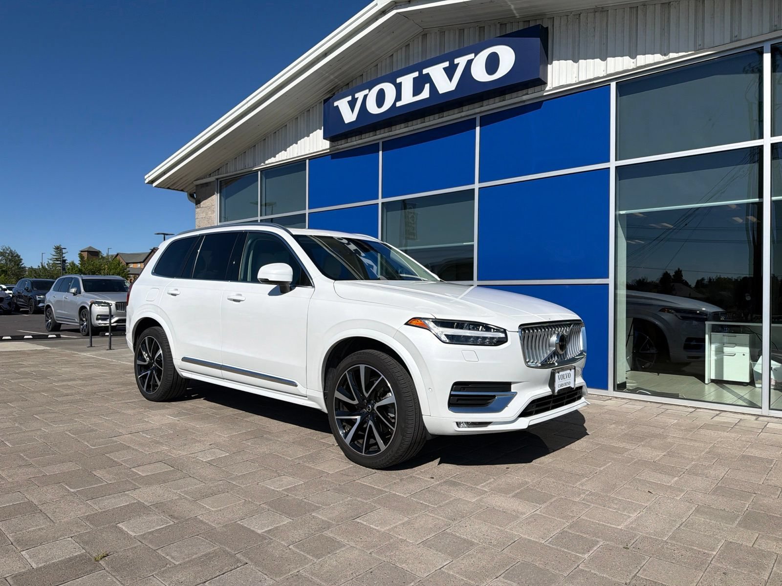 Used 2023 Volvo XC90 B6 Plus