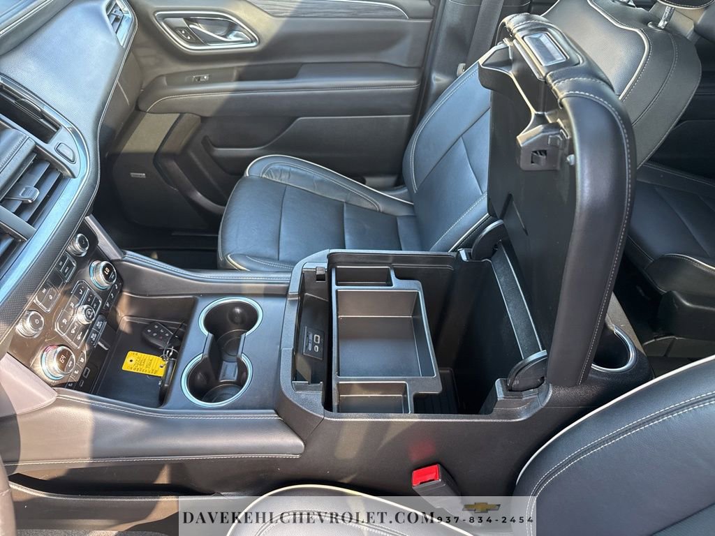 Used 2021 GMC Yukon XL SLT w/ SLT Premium Package image 15