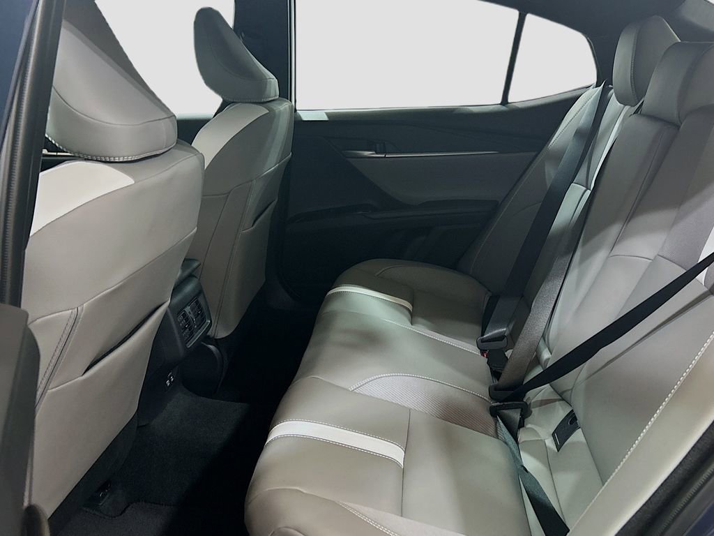 New 2026 Toyota Camry SE image 23