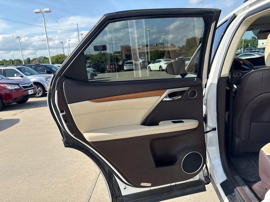 Used 2018 Lexus RX 450h AWD w/ Premium Package image 39