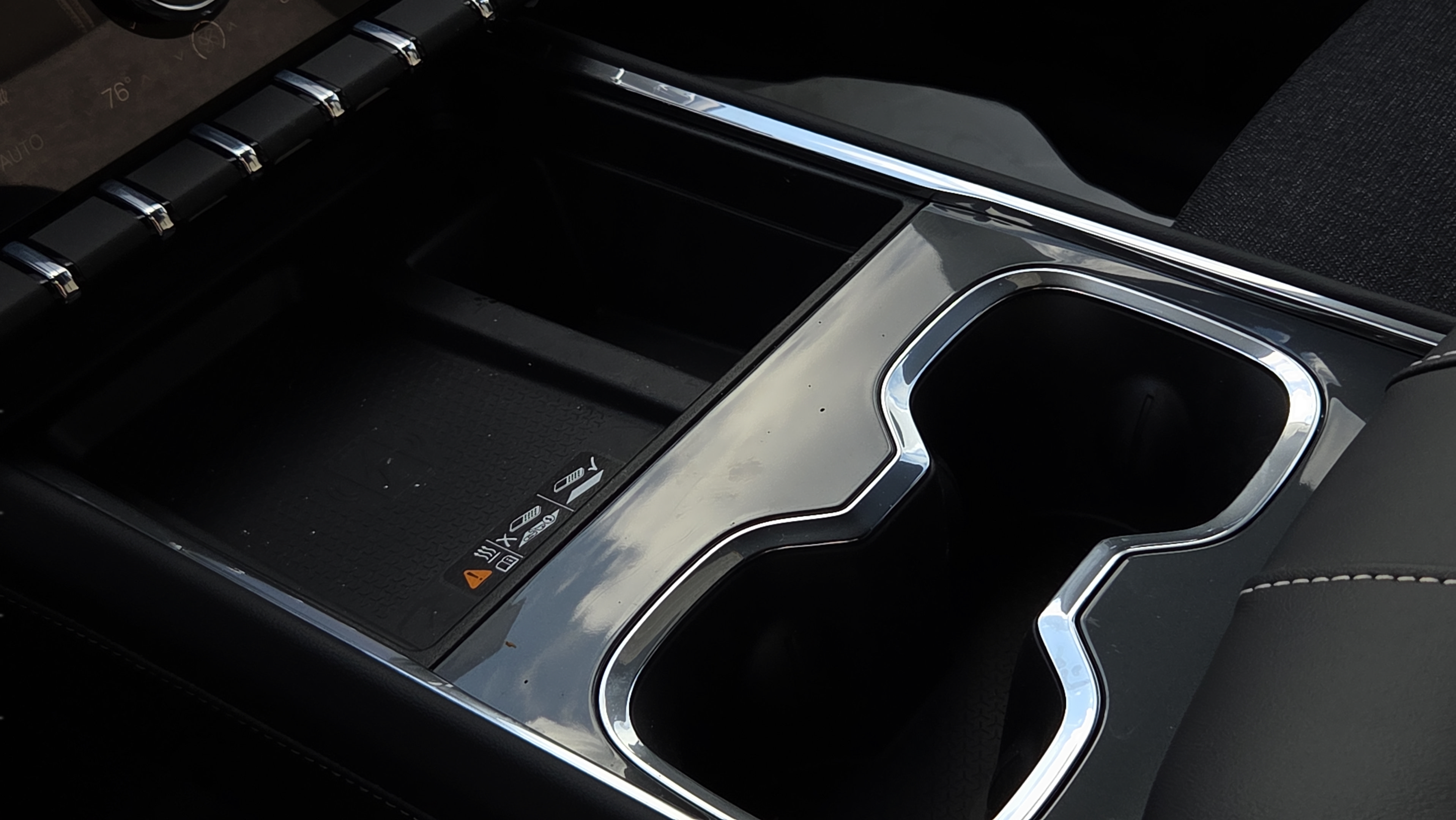 New 2026 GMC Acadia Elevation FWD image 16