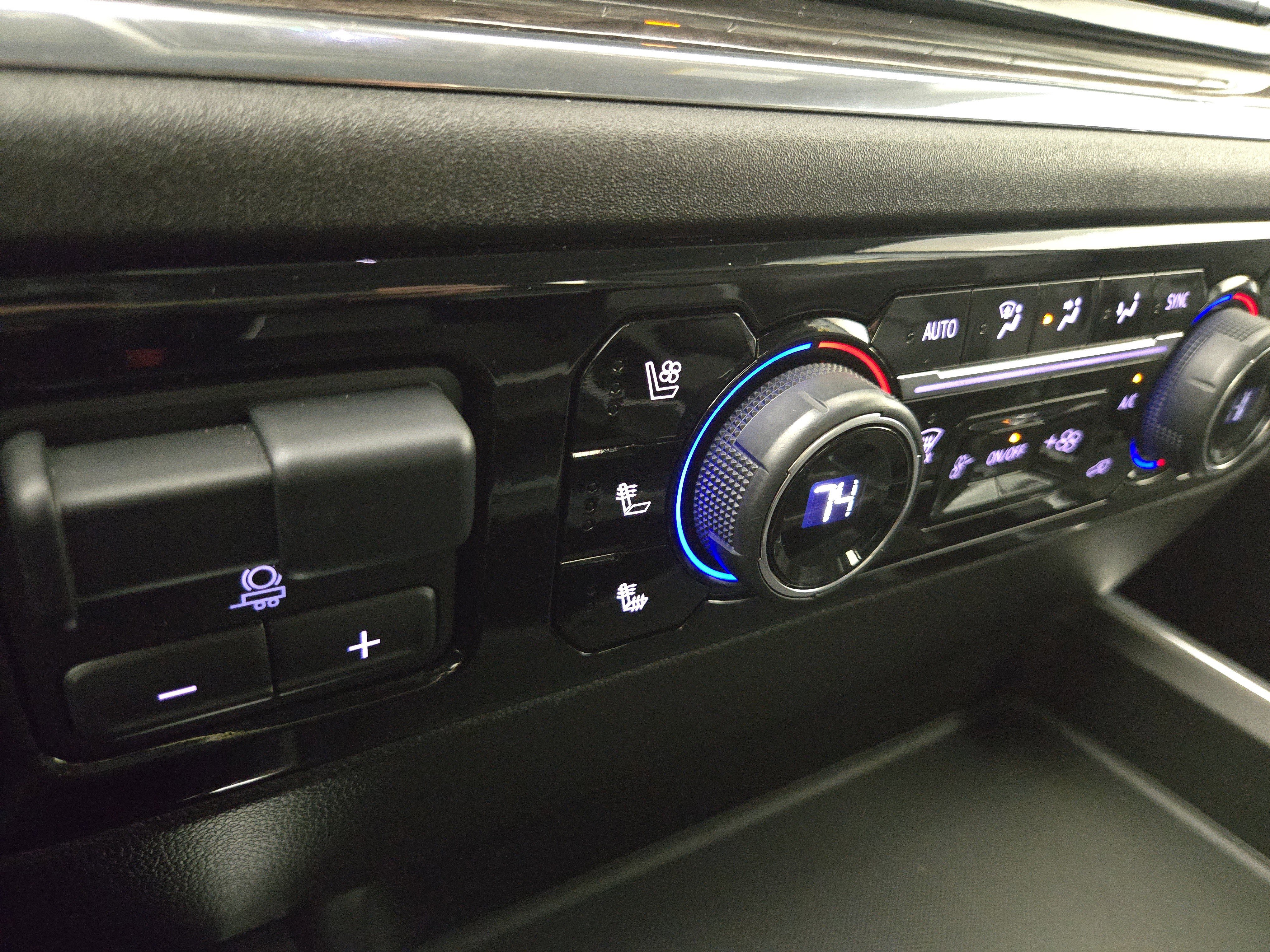 Certified 2025 Chevrolet Silverado 2500 LTZ w/ LTZ Plus Package image 25