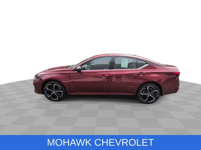 Used 2024 Nissan Altima 2.5 SR AWD/4WD image 5