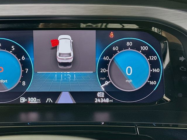 Used 2025 Volkswagen Atlas Cross Sport SE image 14