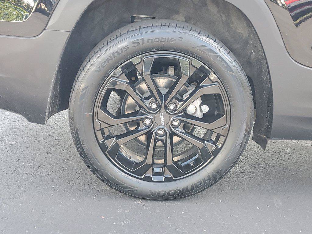 Used 2020 GMC Terrain SLT w/ Preferred Package AWD/4WD image 33