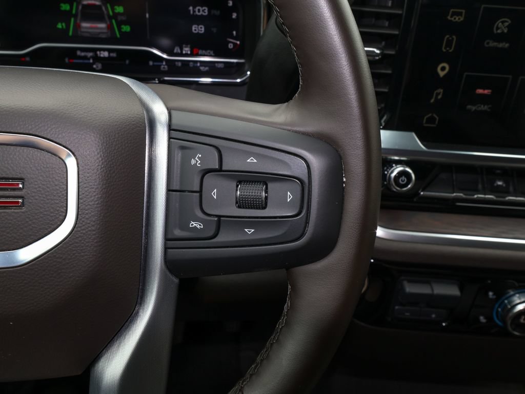 Used 2025 GMC Sierra 1500 SLT AWD/4WD image 23
