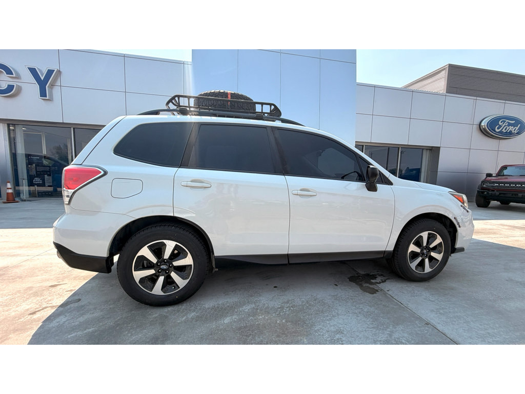 Used 2017 Subaru Forester 2.5i w/ Alloy Wheel Package AWD/4WD image 6