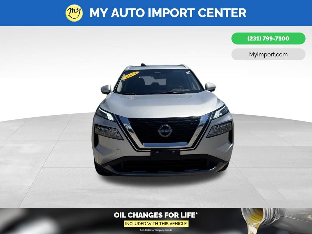 Used 2023 Nissan Rogue SL AWD/4WD image 2