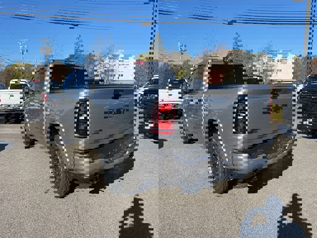 New 2026 RAM 1500 4x4 Crew Cab image 5