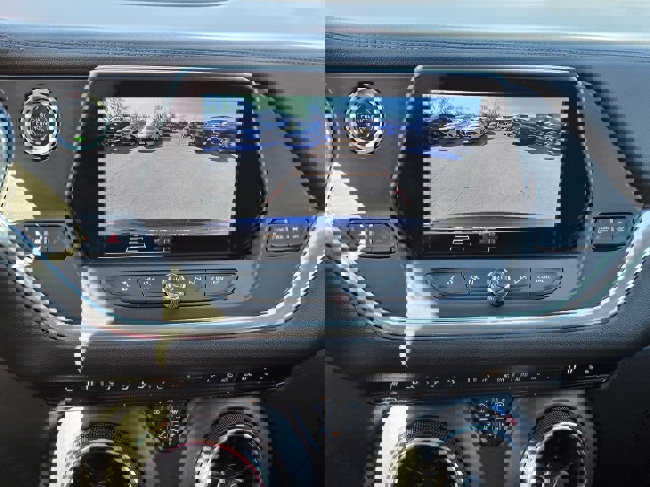 Used 2022 Chevrolet Blazer LT image 17