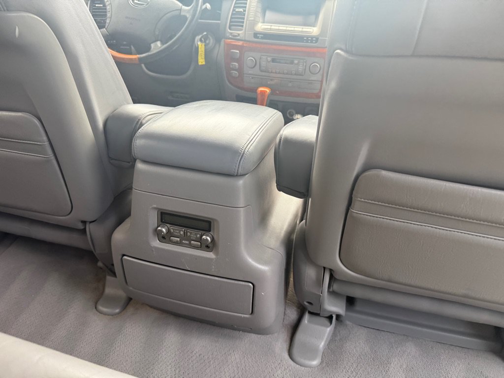 Used 2003 Lexus LX 470 4WD image 69