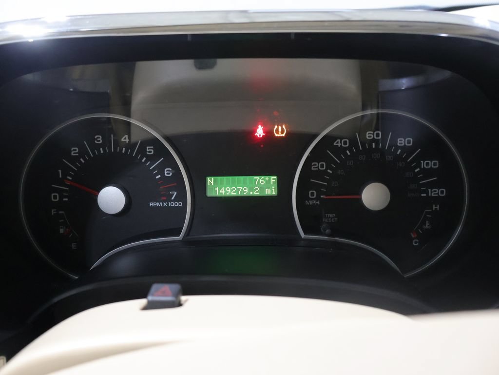 Used 2006 Ford Explorer XLT AWD/4WD image 33