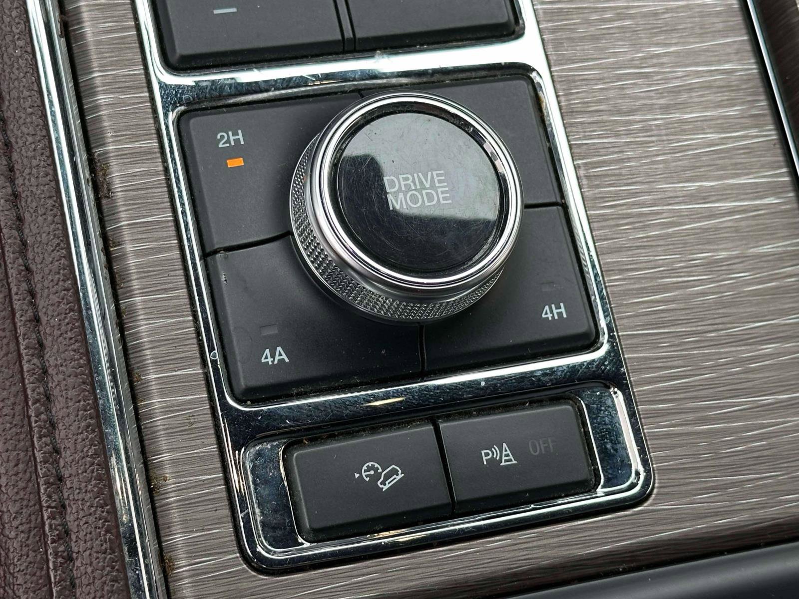 Certified 2023 Ford Expedition Limited image 29