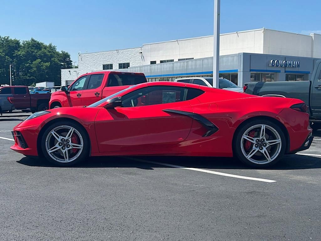 Used 2020 Chevrolet Corvette Stingray Coupe w/ 1LT image 8