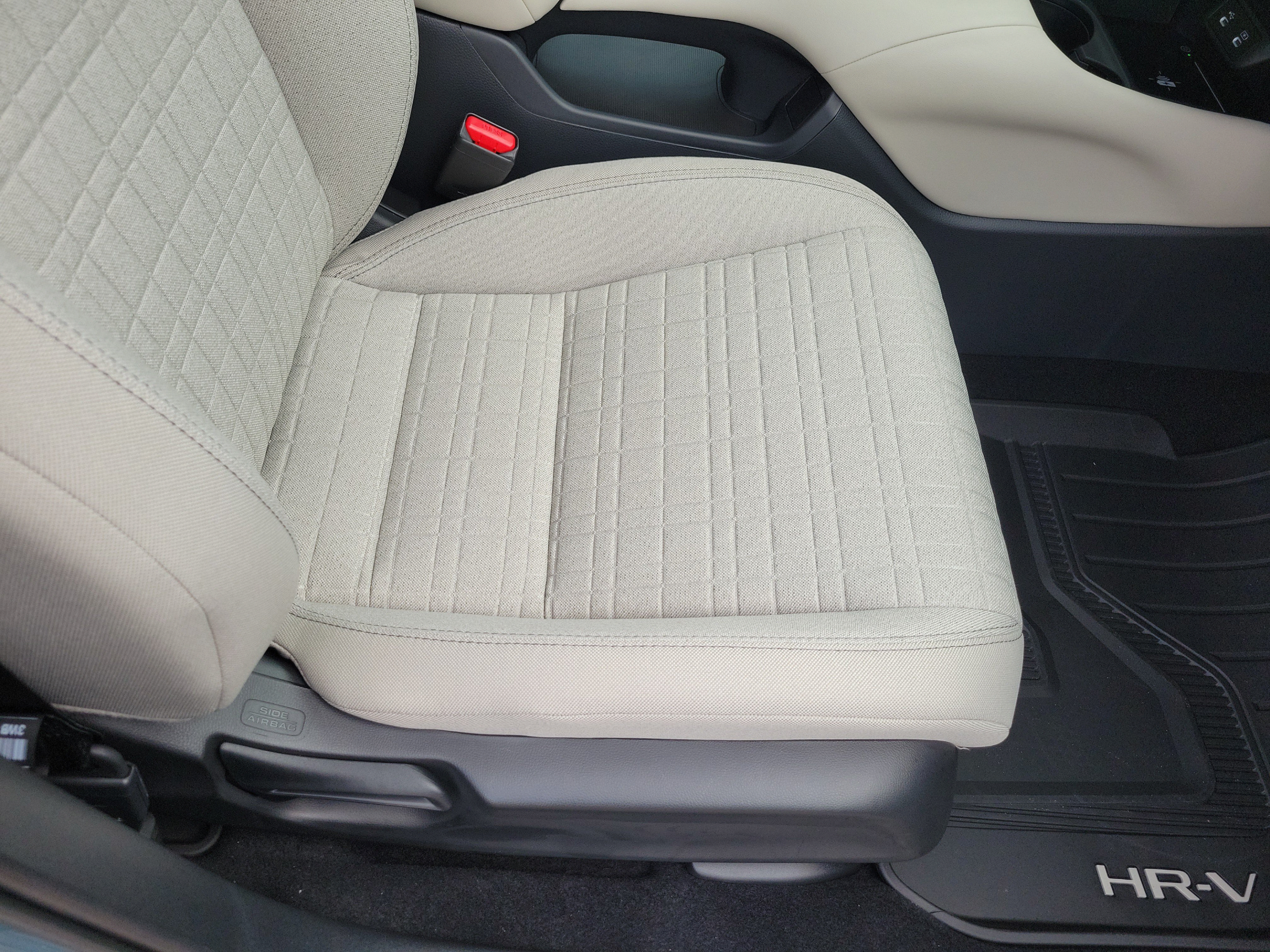 New 2027 Honda HR-V LX image 18