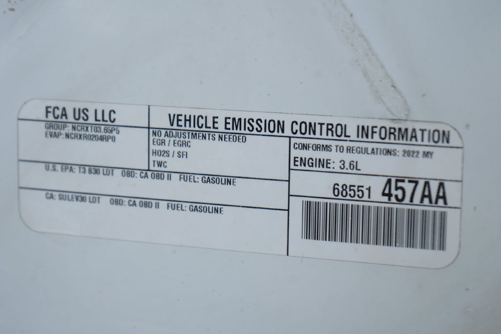 Used 2022 Jeep Grand Cherokee Limited AWD/4WD image 13