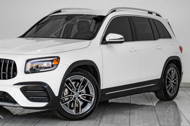 Used 2021 Mercedes-Benz GLB 35 AMG 4MATIC image 59