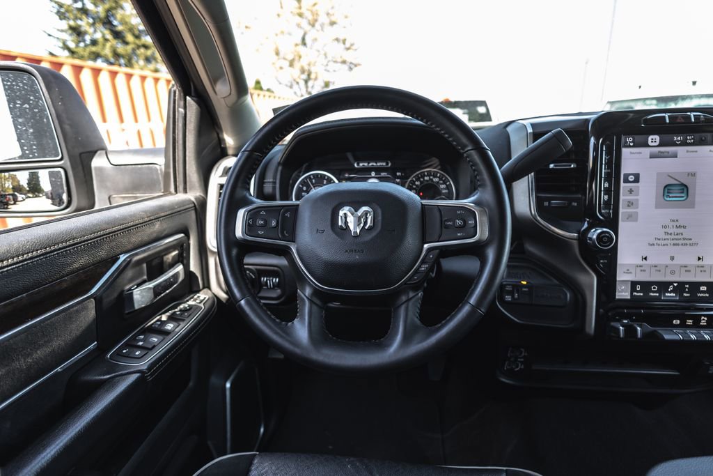 Used 2024 RAM 2500 Laramie AWD/4WD image 27