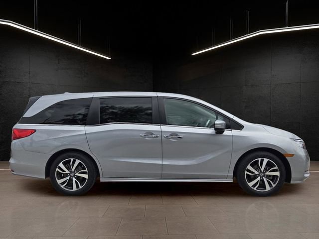 Used 2023 Honda Odyssey Touring image 8