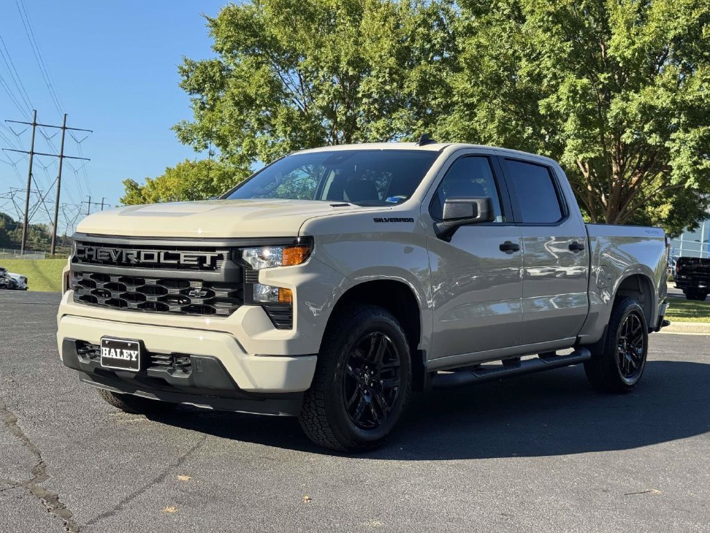 New 2026 Chevrolet Silverado 1500 Custom w/ Turbomax Blackout Package AWD/4WD image 25