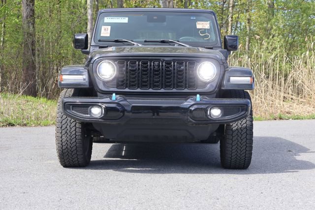 Used 2024 Jeep Wrangler High Altitude AWD/4WD image 11