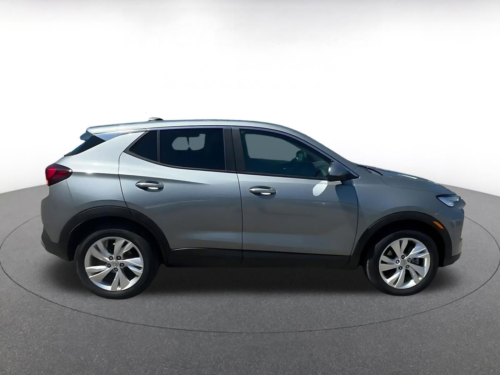 Used 2025 Buick Encore GX Preferred image 16