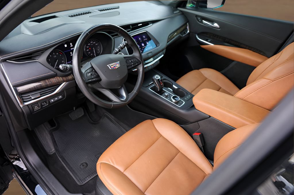 Used 2019 Cadillac XT4 Premium Luxury FWD image 10