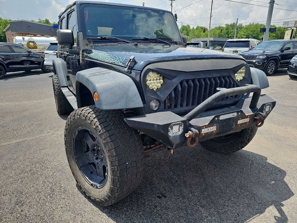Used 2014 Jeep Wrangler Unlimited Rubicon w/ Connectivity Group image 3