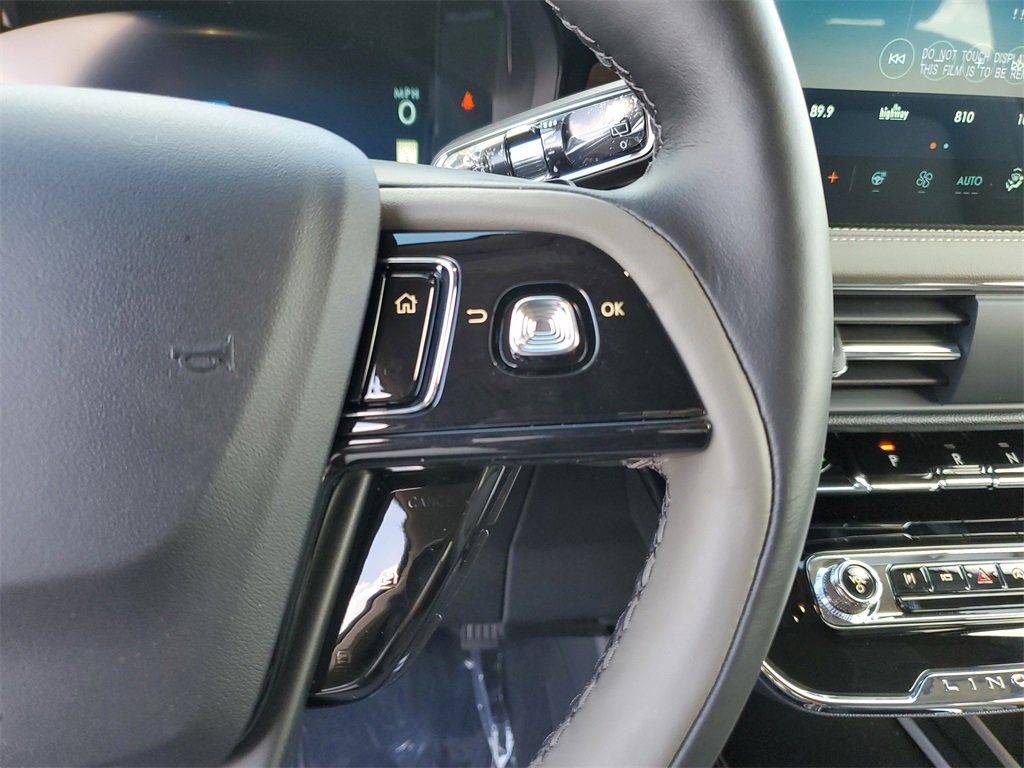 New 2026 Lincoln Corsair Reserve w/ Jet Appearance Package image 25