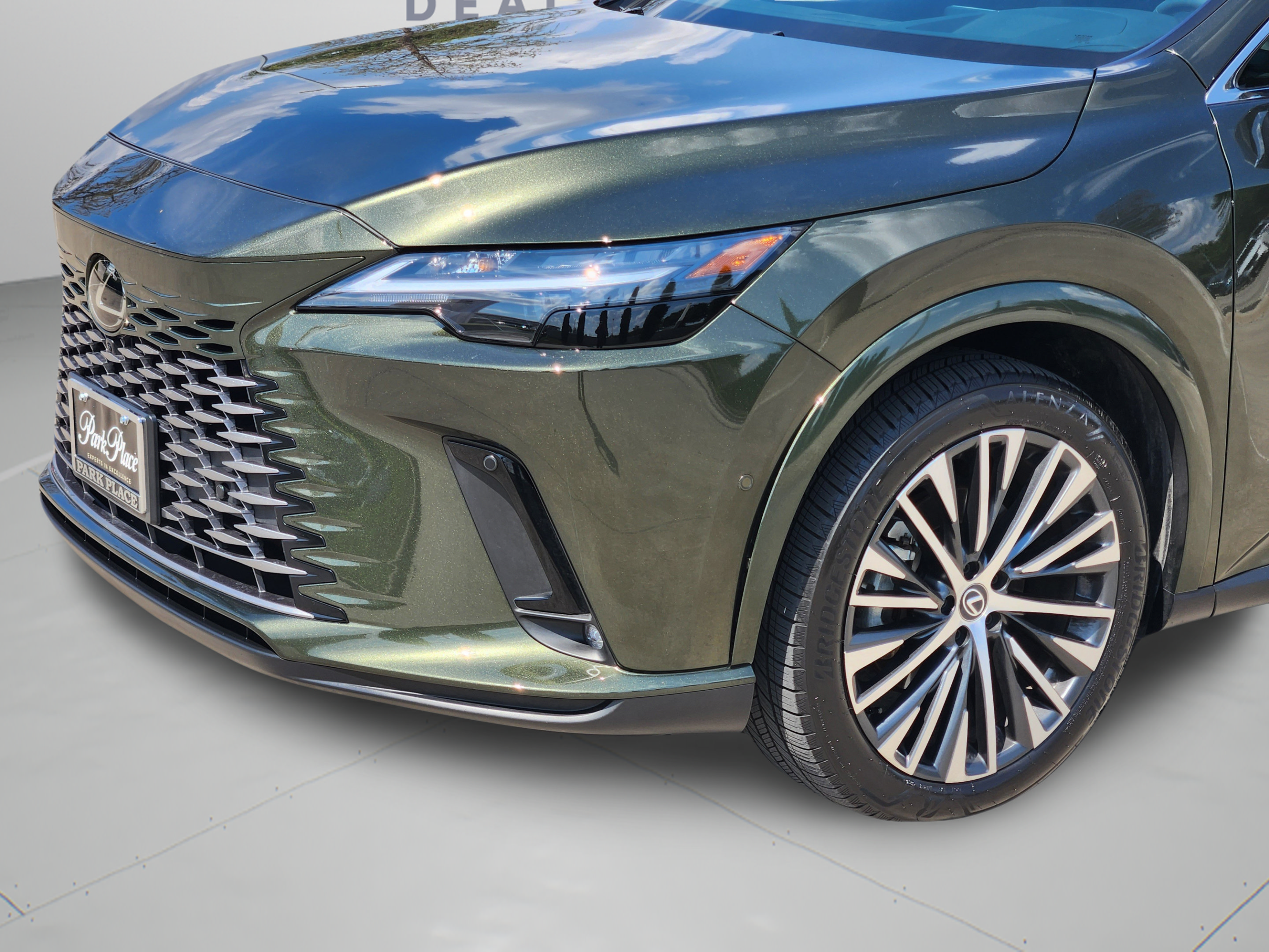 Used 2025 Lexus RX 350 Premium Plus w/ Convenience Package FWD image 33